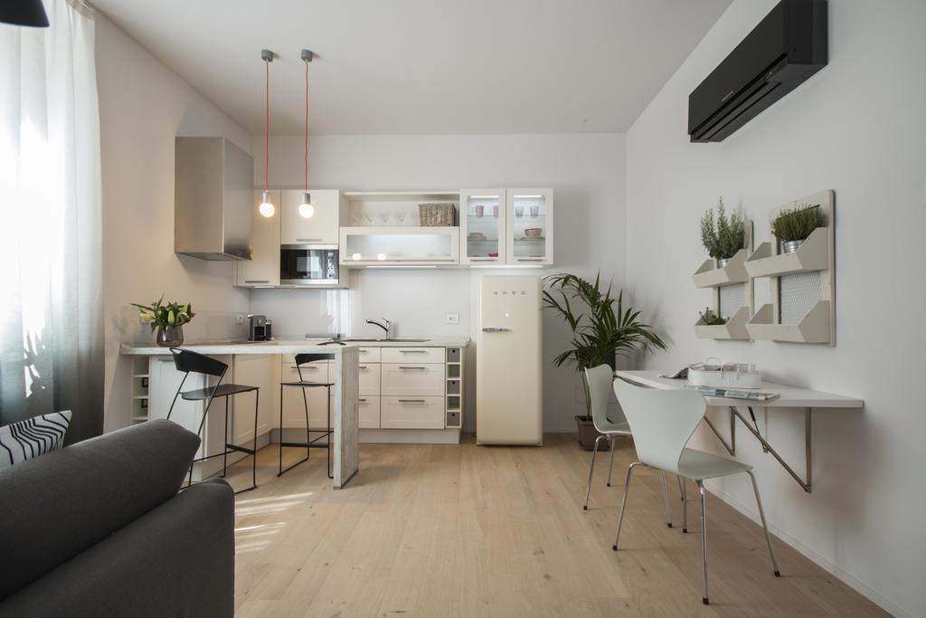 Cavour 51 Appartement Lecco Buitenkant foto
